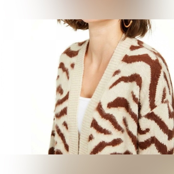 NWT Hooked Up By Iot Juniors' Zebra Print Cardigan M - Picture 3 of 5